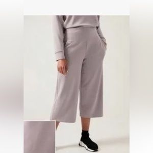 Athleta soft crop pants